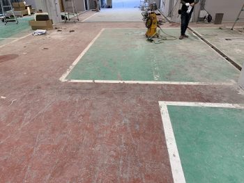 名古屋市　自動車整備工場塗床工事